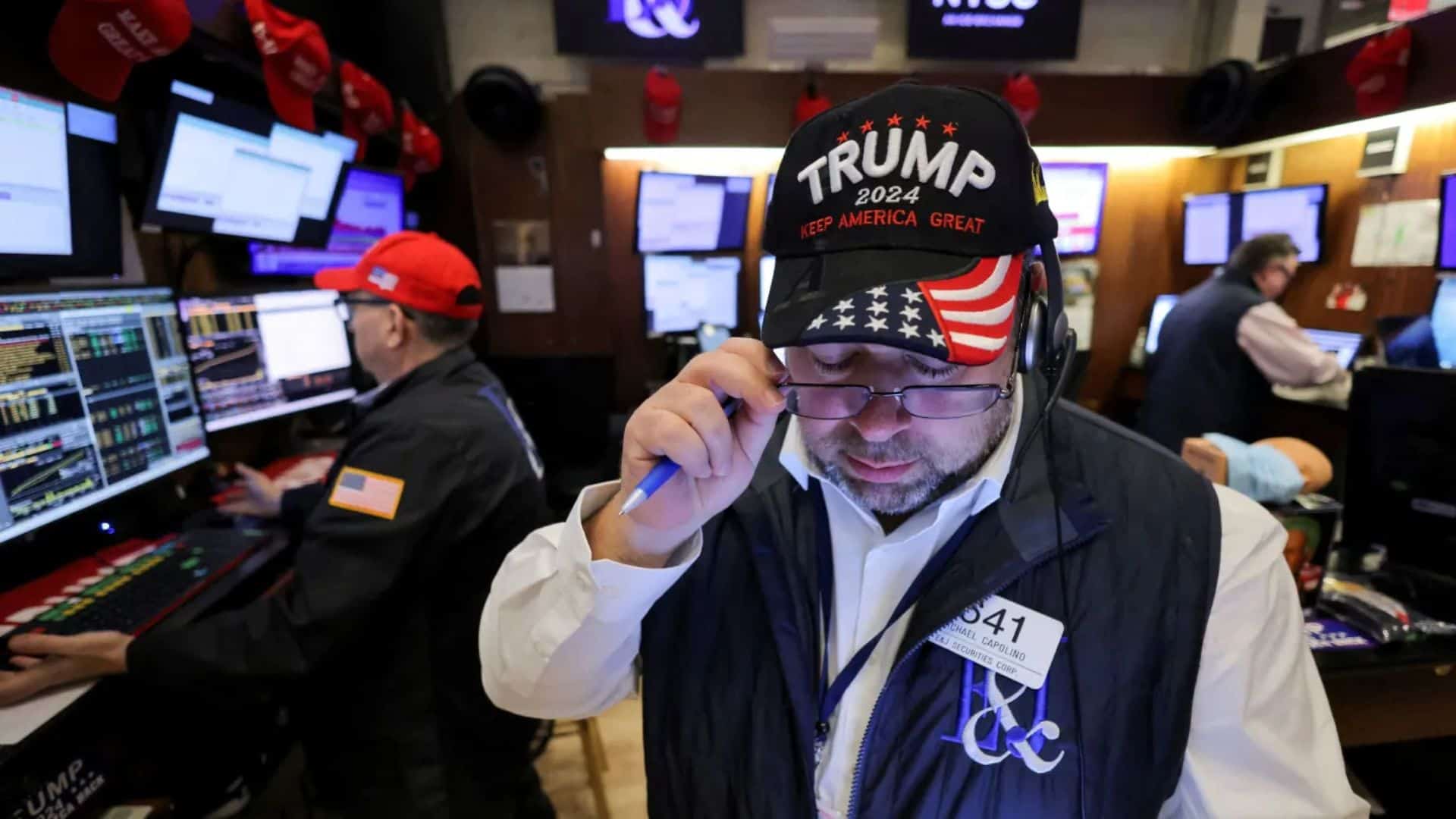 Read more about the article Markets Wrap: Dow Reaches 44,000, S&P 500 Hits 6,000 in Election Week Rally