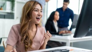 Trial Investment Success How She Gained 60% Return From Just $1,000 (1)