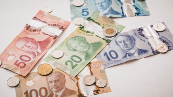 Read more about the article PBO Warns Federal Salary Costs Soaring to $172K: Budget Cuts Ahead | AiF News Bites