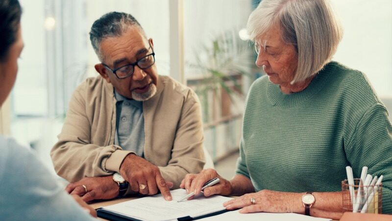 Read more about the article How Advisors Can Reach the Next Generation by Solving Senior Clients’ Pain Points| AiF News Bites