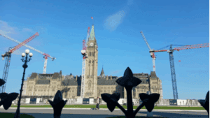 Ottawa Notifies 68,000 Federal Workers of Early Retirement Incentive to Cut 40,000 Jobs